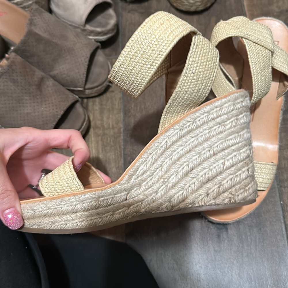 Wedges - Picture 3 of 4